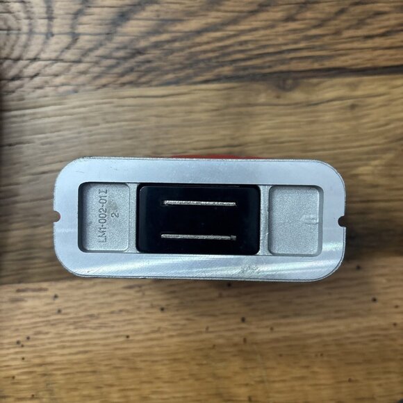 Craftsman 4-in-1 Level with Laser Trac Carry Case & Glasses, Model No. 320.48251 - Picture 5 of 10